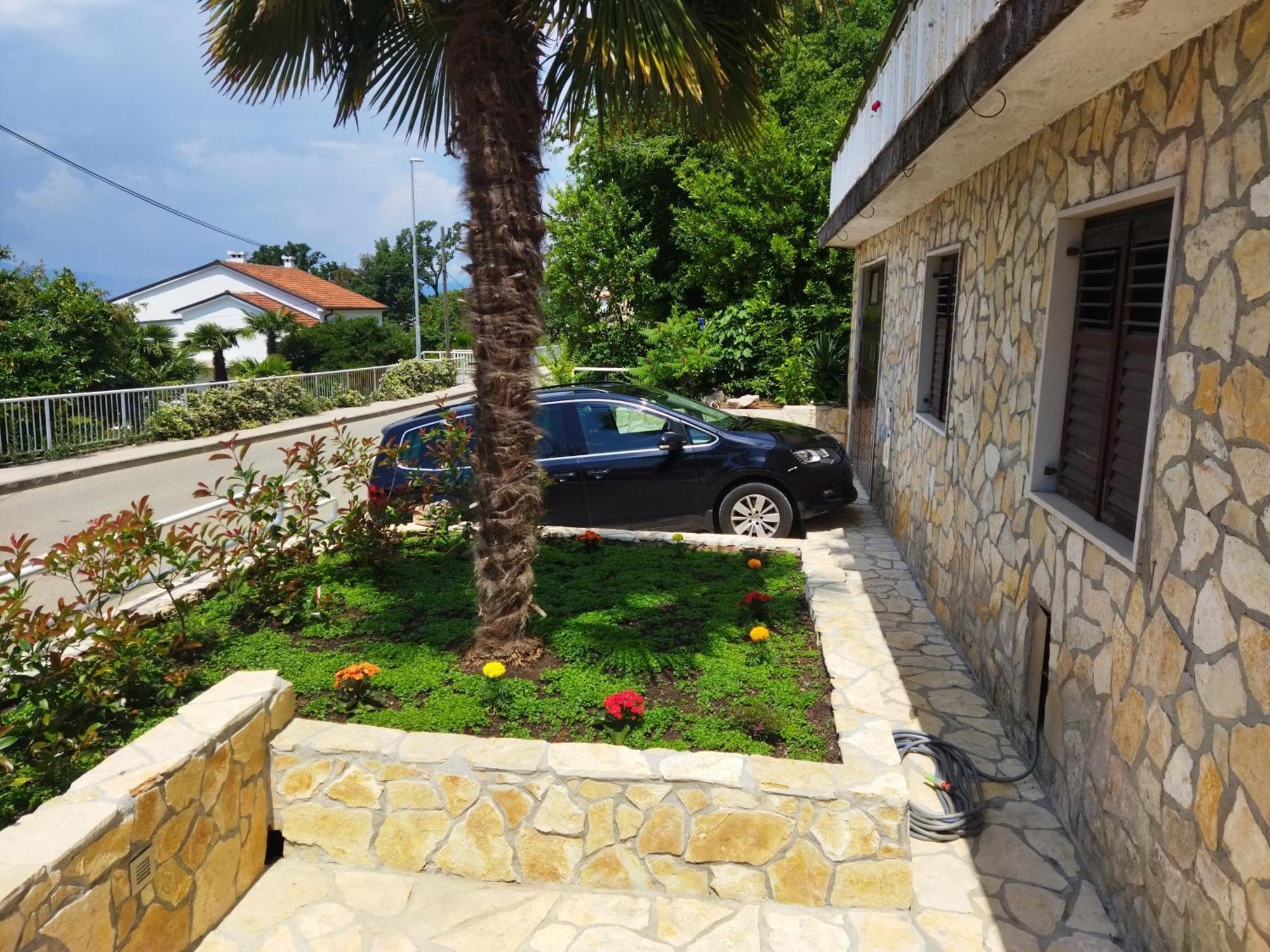 Apartments Martina Njivice Exterior foto
